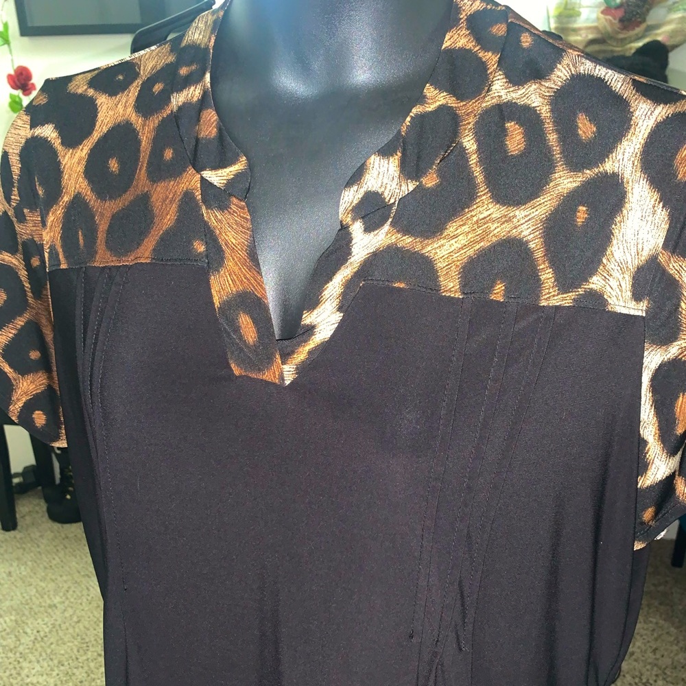 BLACK LEOPARD SHOULDER TOP 2X